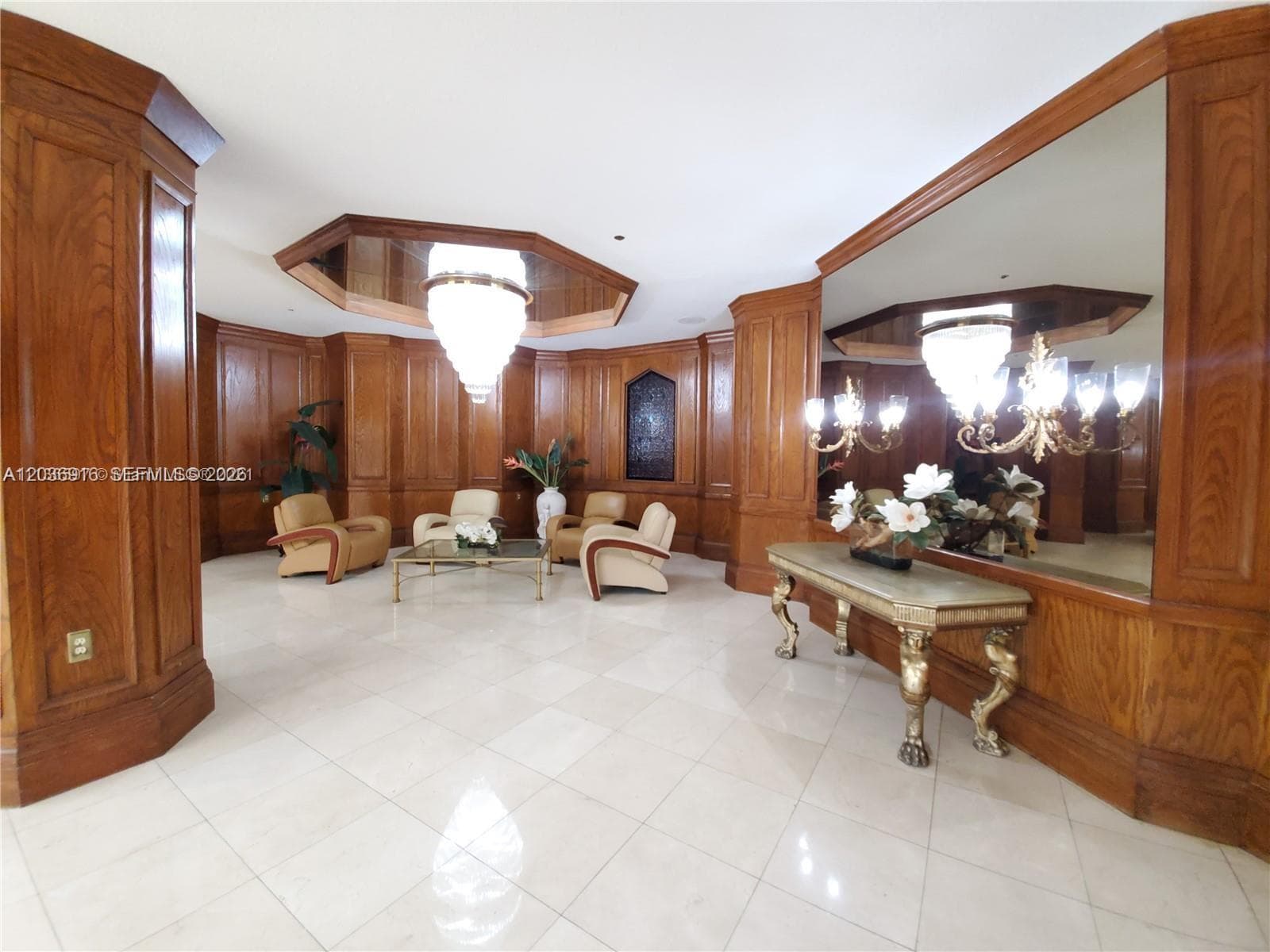 1865 S Ocean Dr 11L photo 3