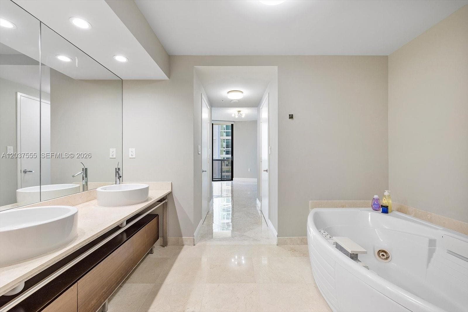 16275 Collins Ave 502 photo 19