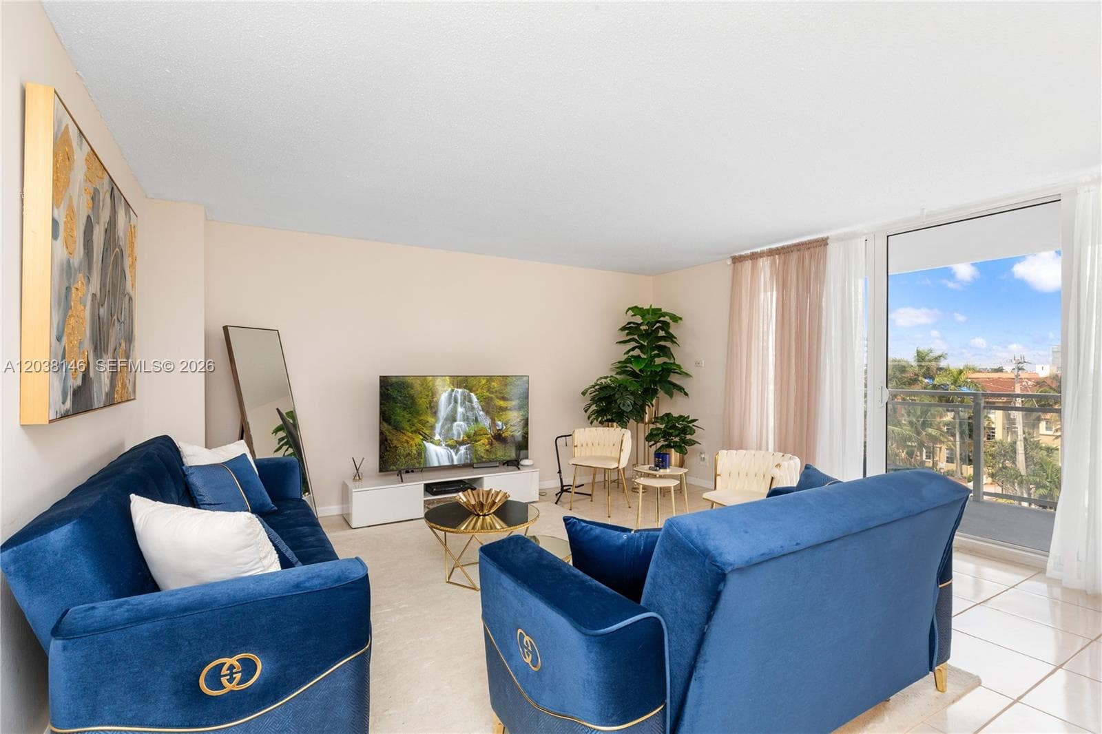 2030 S Ocean Dr 307 photo 4