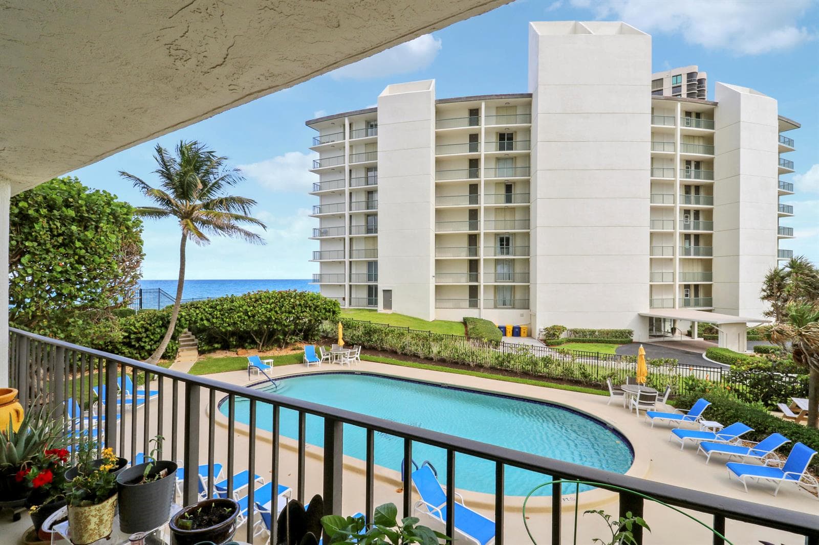 5420 N Ocean Drive 204 photo 14