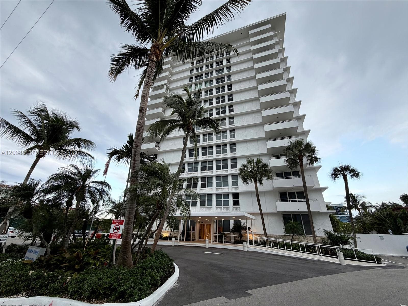 888 Intracoastal Dr 15E photo 19