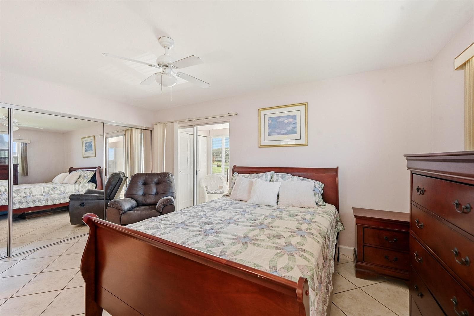 383 Saxony Lane H photo 13