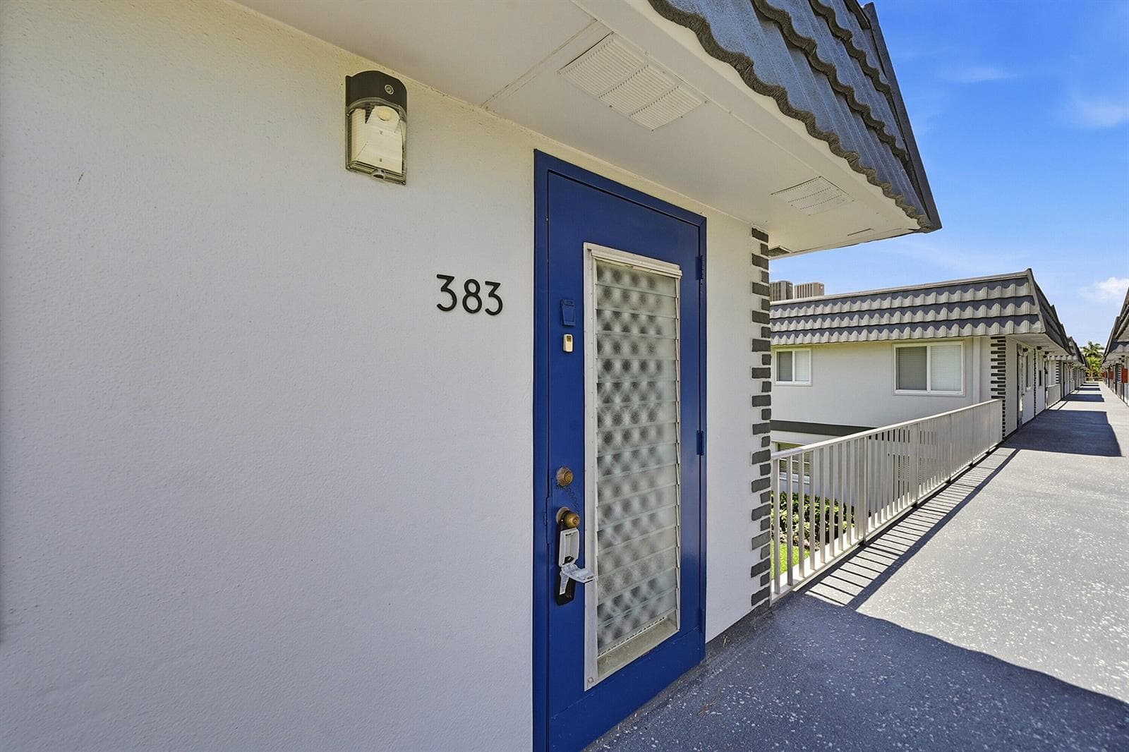 383 Saxony Lane H photo 4