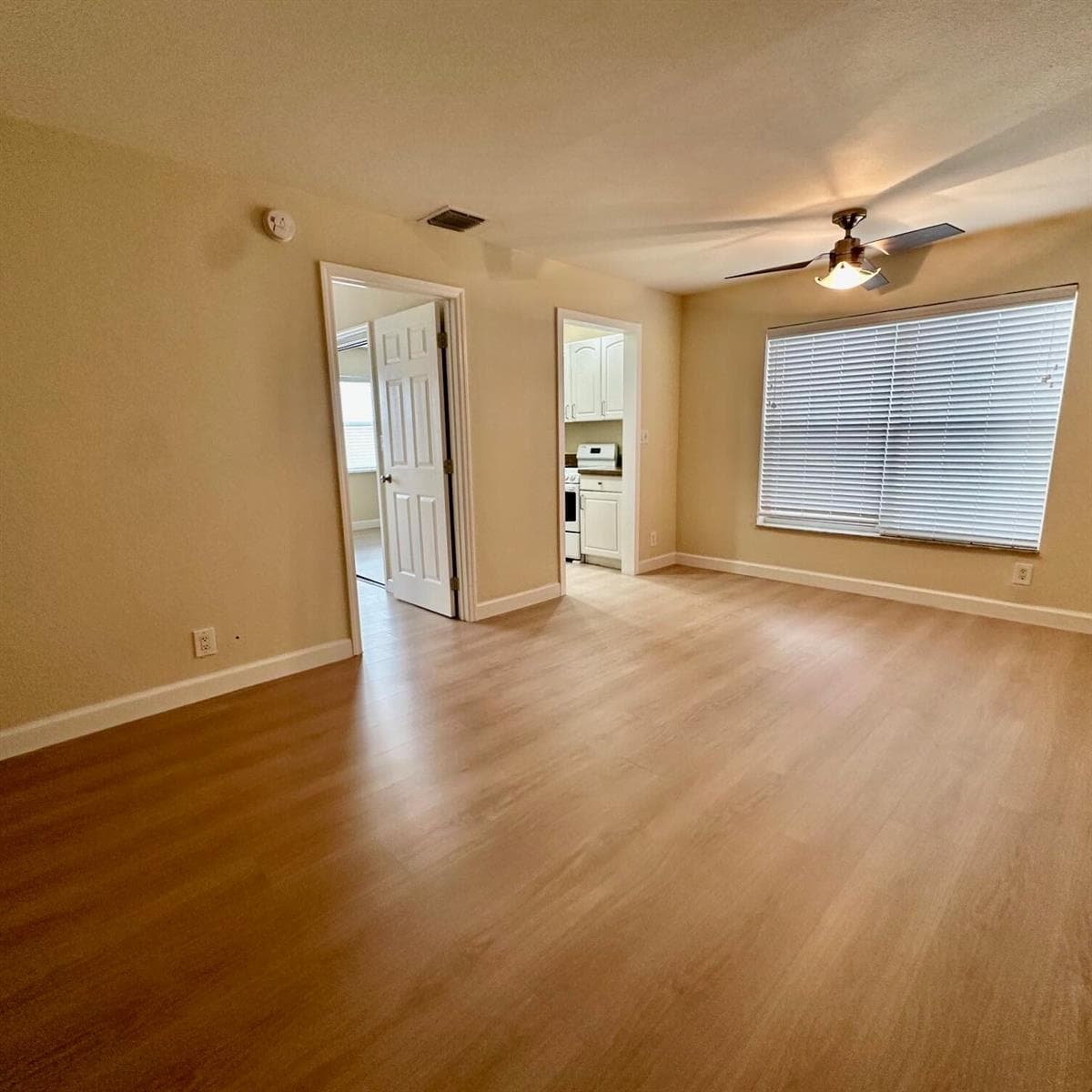815 Middle River Drive 110 photo 7
