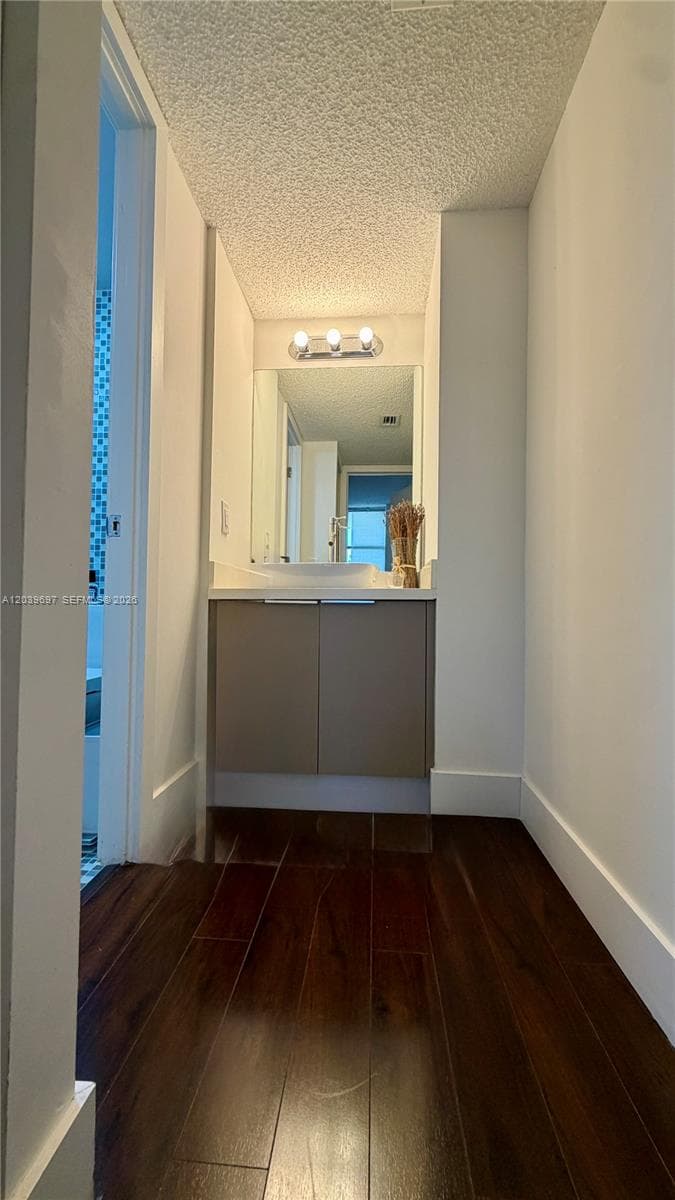 3701 N Country Club Dr 304 photo 23