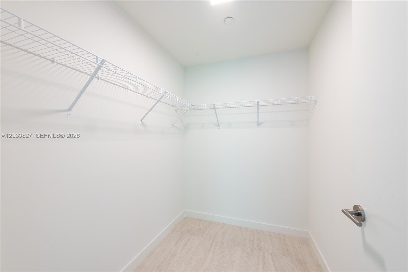 77 SE 5th St 3206 photo 19