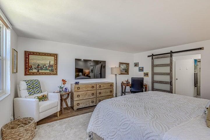 5440 N Ocean Drive 1502 photo 19