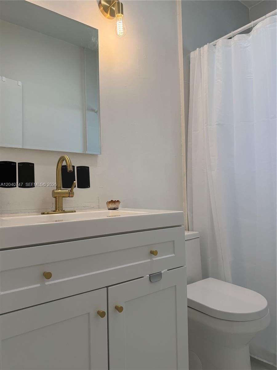 N112 photo 11