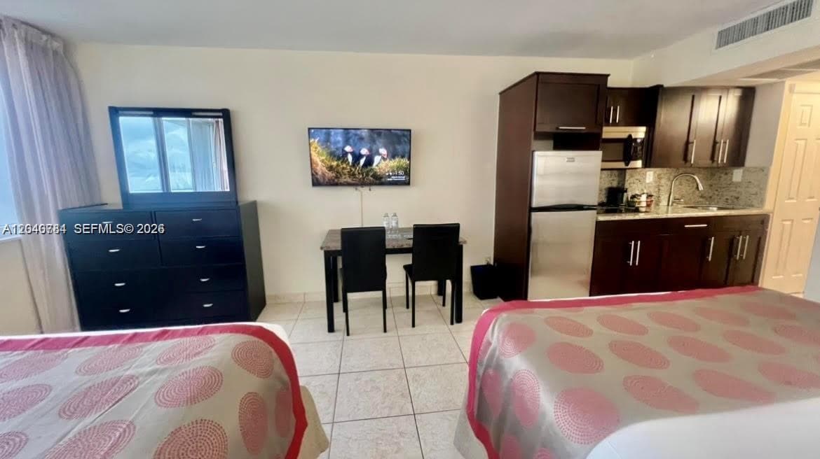 19201 Collins Ave 942 photo 6