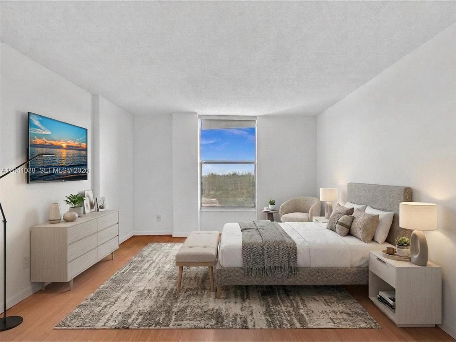 2020 NE 135th St 601 photo 16