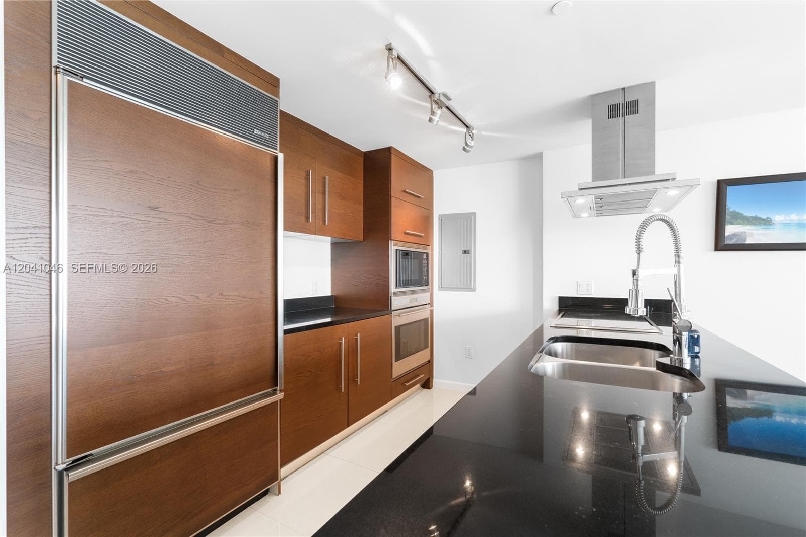 495 Brickell Ave BAY807 photo 20