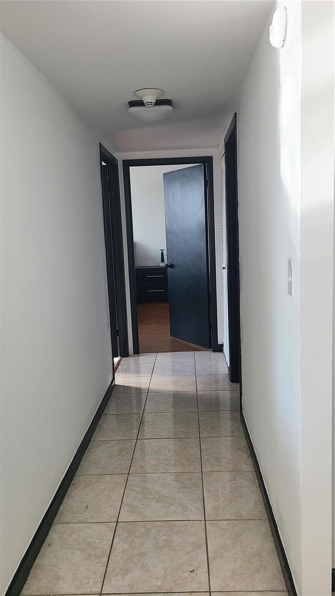 2500 Parkview Drive 802 photo 13