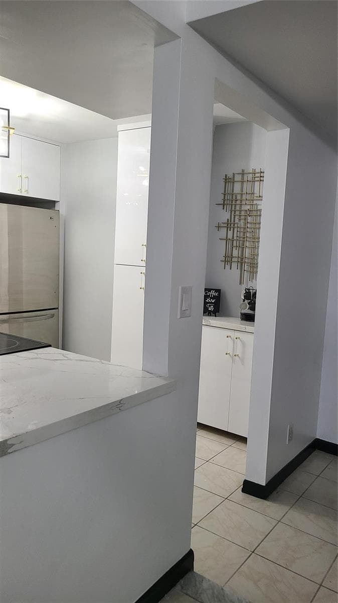 2500 Parkview Drive 802 photo 12