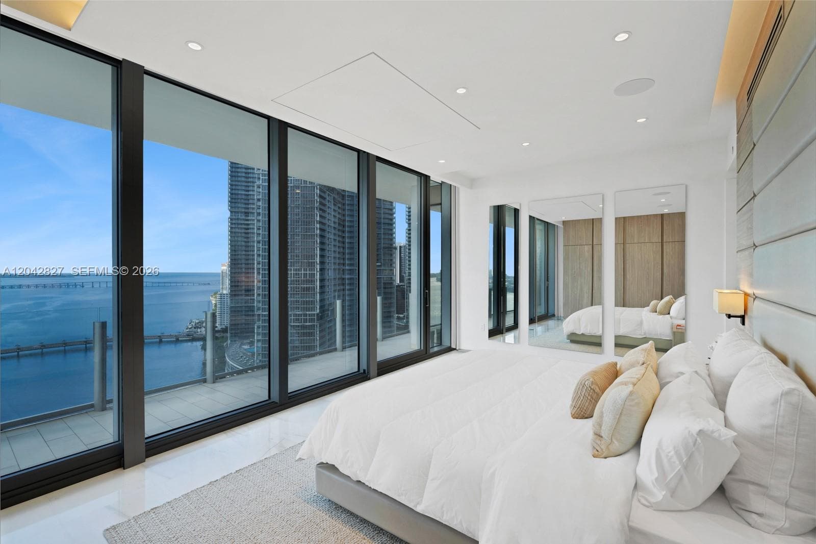300 Biscayne Boulevard Way 2701 photo 15