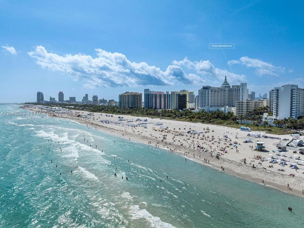 1623 Collins Ave PH1010 photo 2