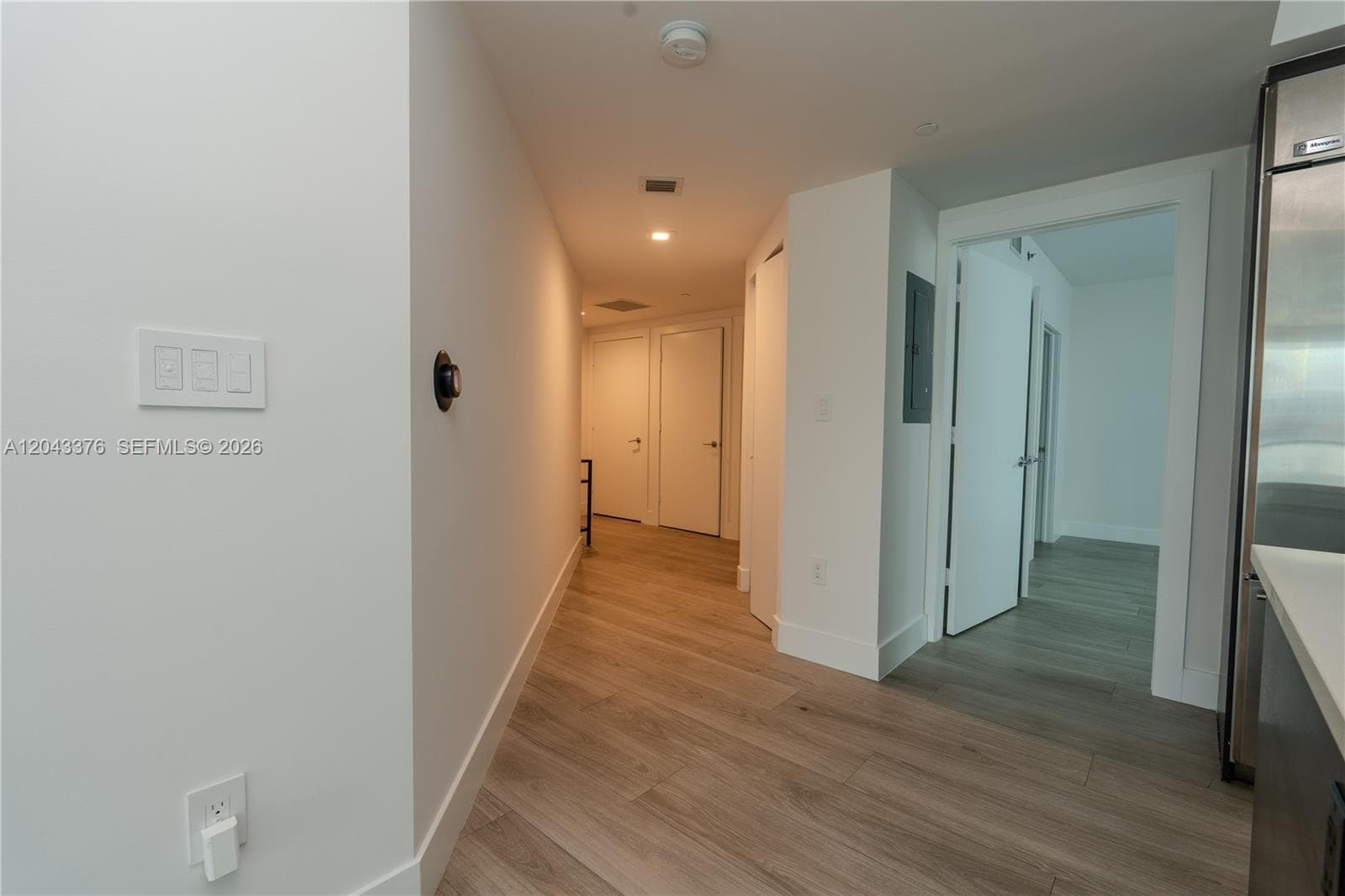500 Brickell Ave 1407 photo 6