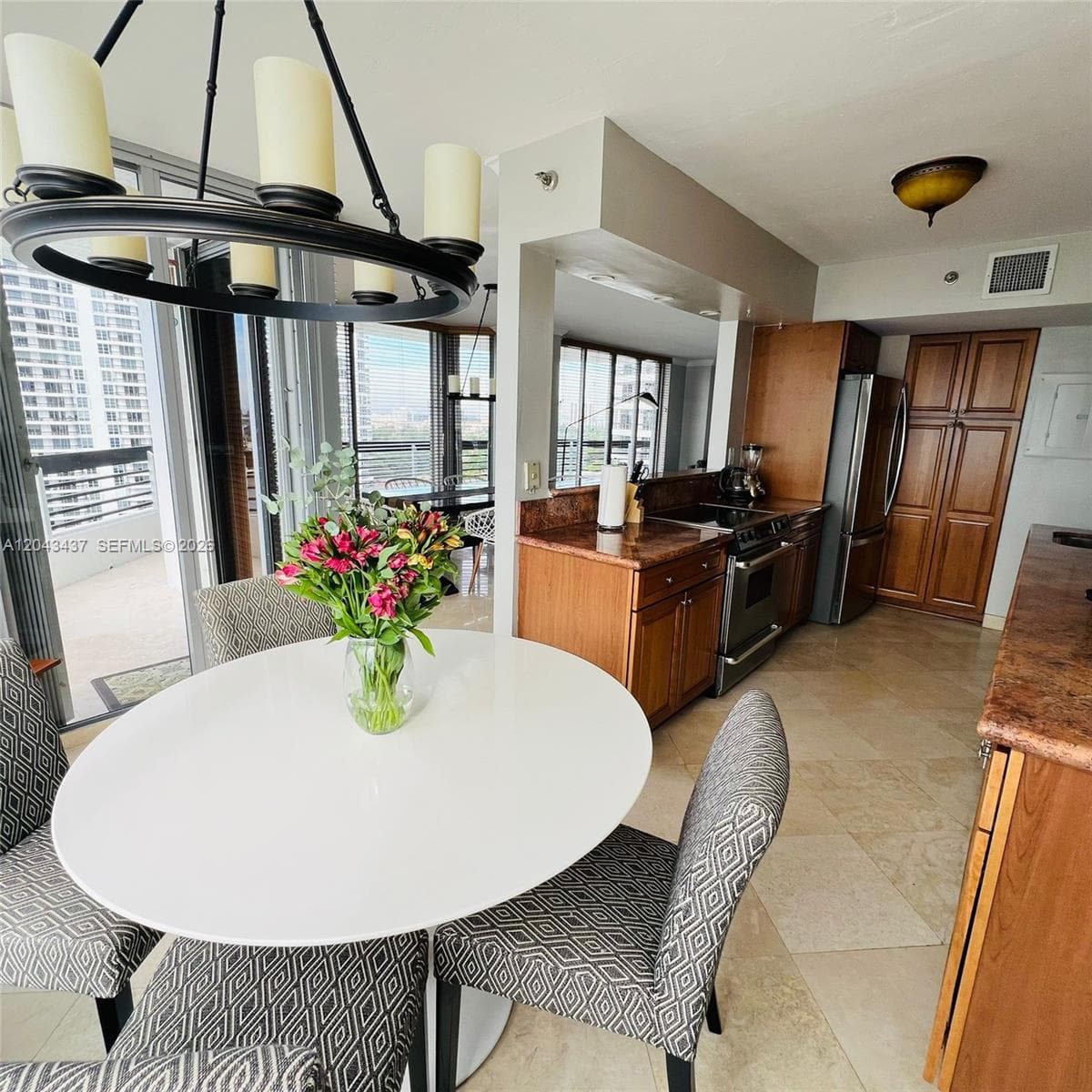 3600 Mystic Pointe Dr 1401 photo 9
