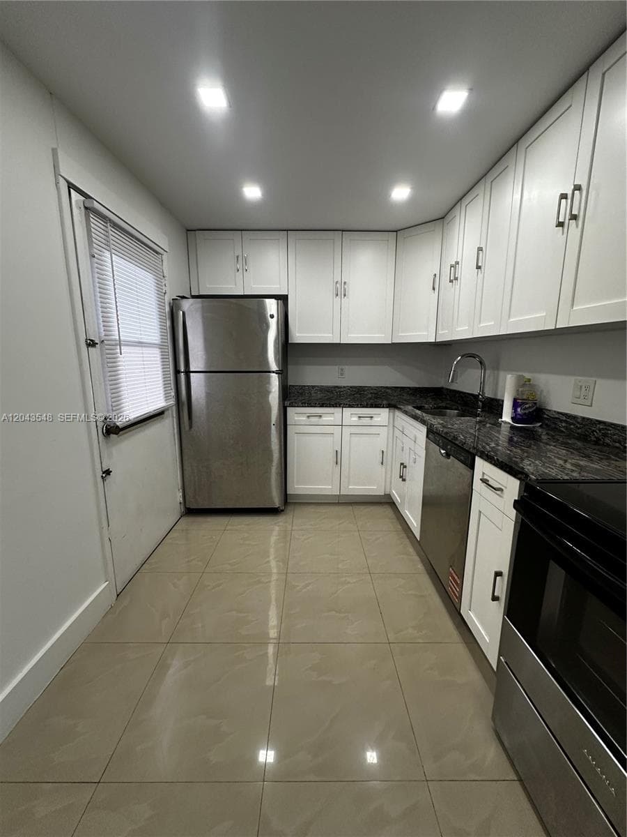 3475 N Country Club Dr 315 photo 1