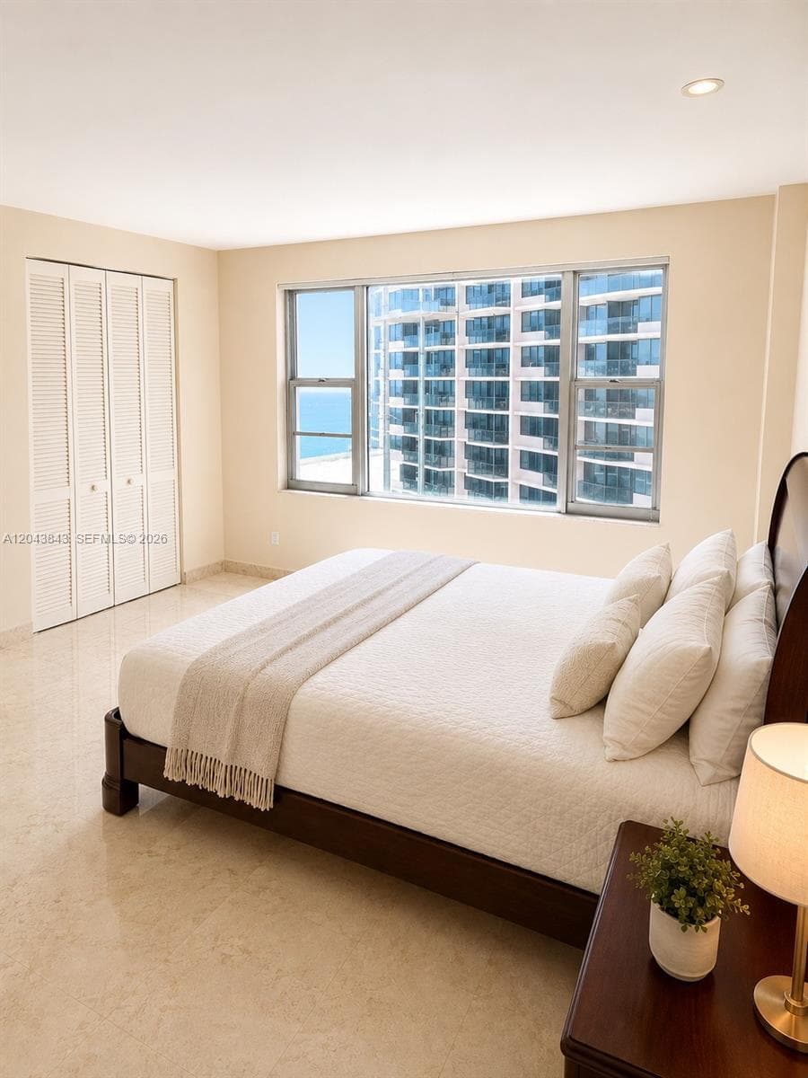 5255 Collins Ave 7B photo 18