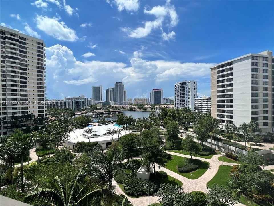 600 Three Islands Blvd 1113 photo 2