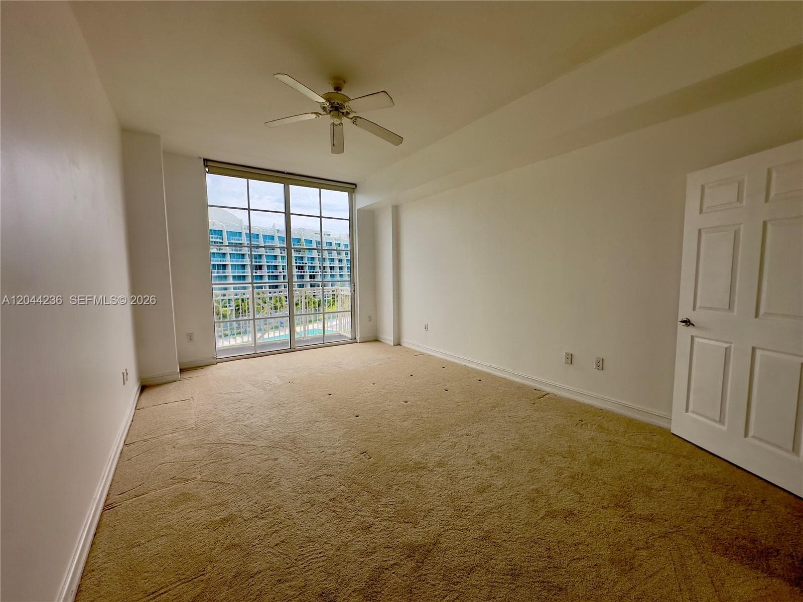 3001 NE 185th St 515 photo 14