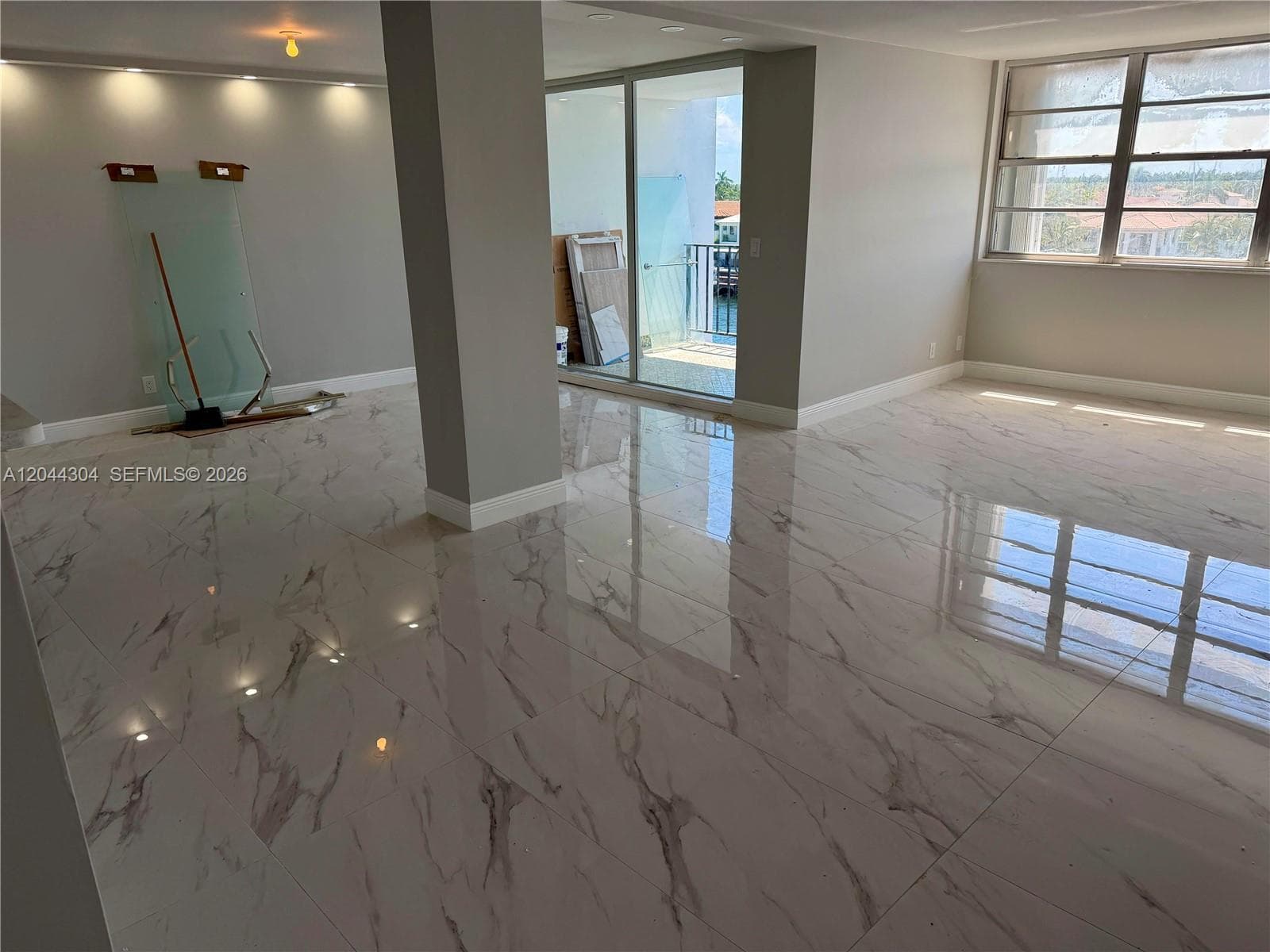 1400 S Ocean Dr 506 photo 22