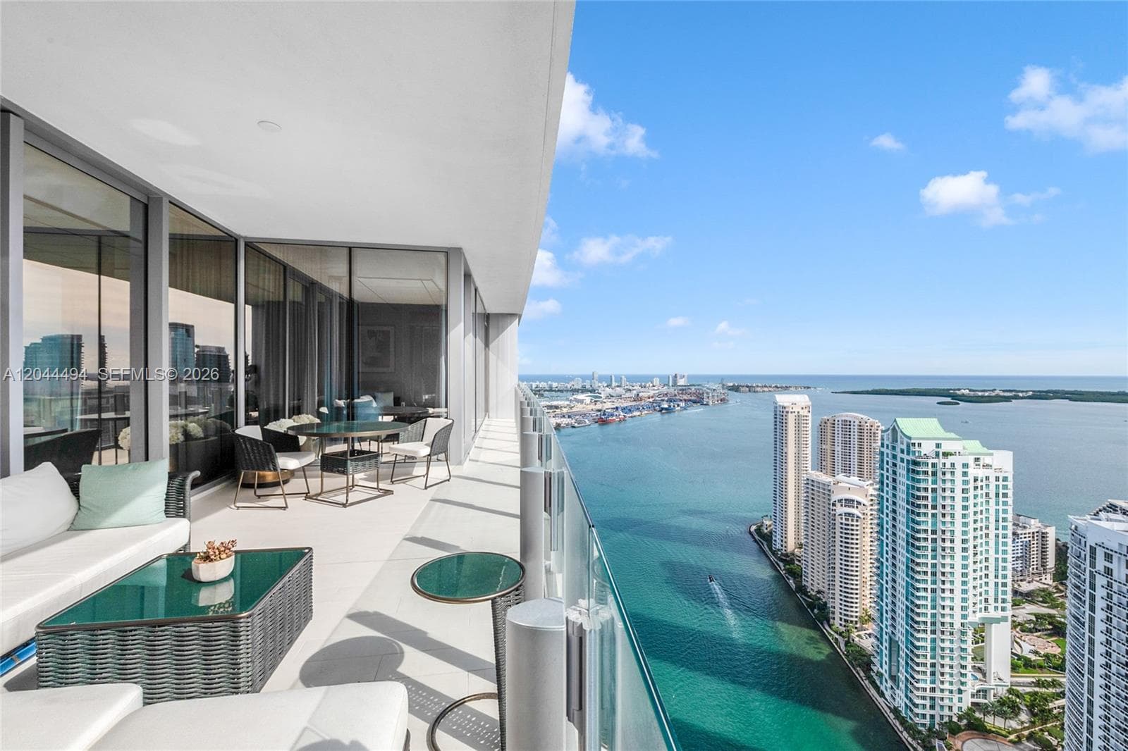 300 Biscayne Blvd Way 5104 photo 2