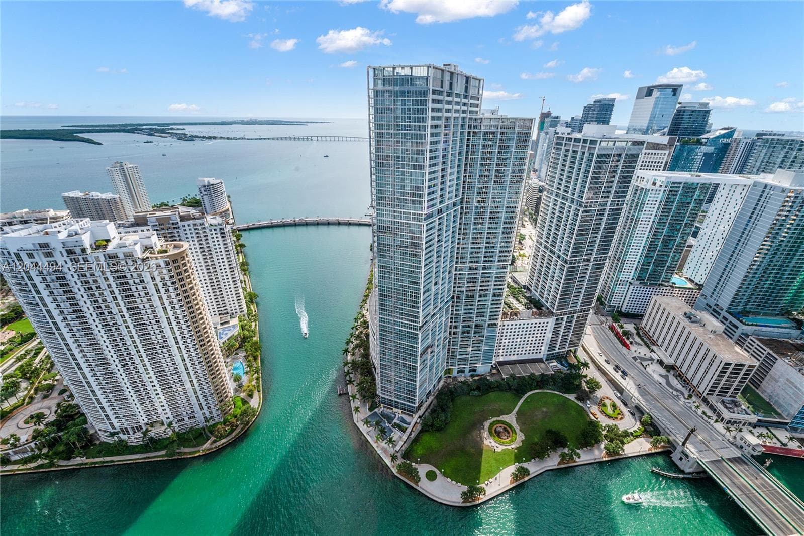 300 Biscayne Blvd Way 5104 photo 1