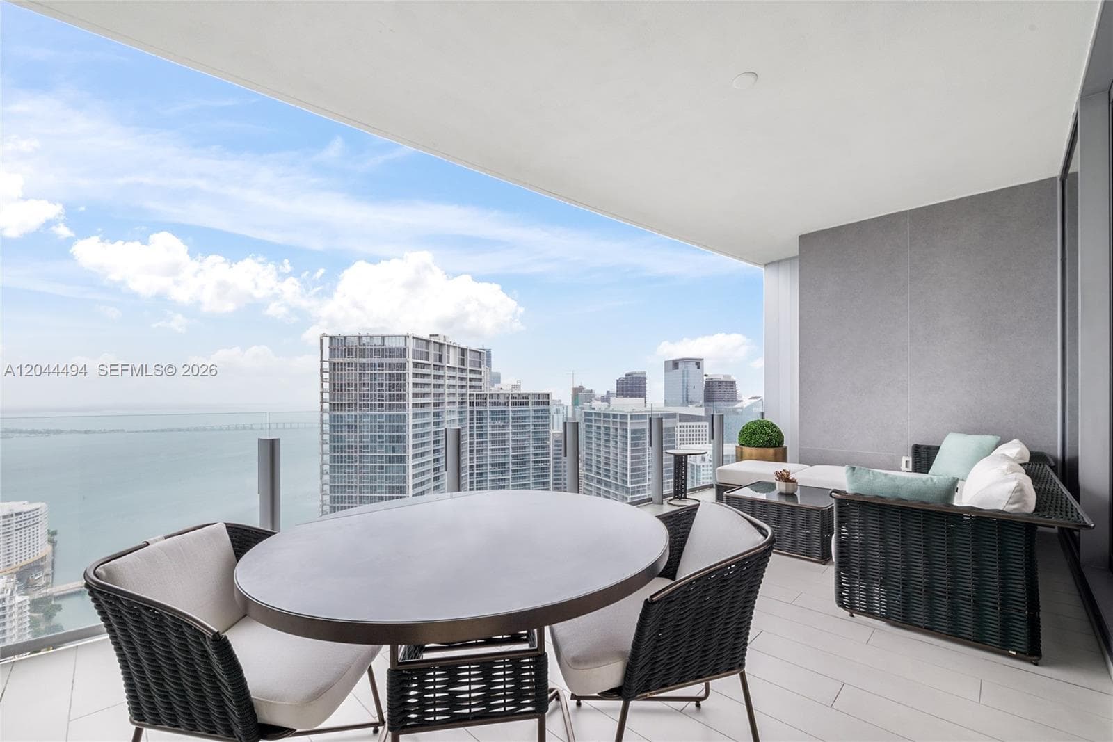 300 Biscayne Blvd Way 5104 photo 4