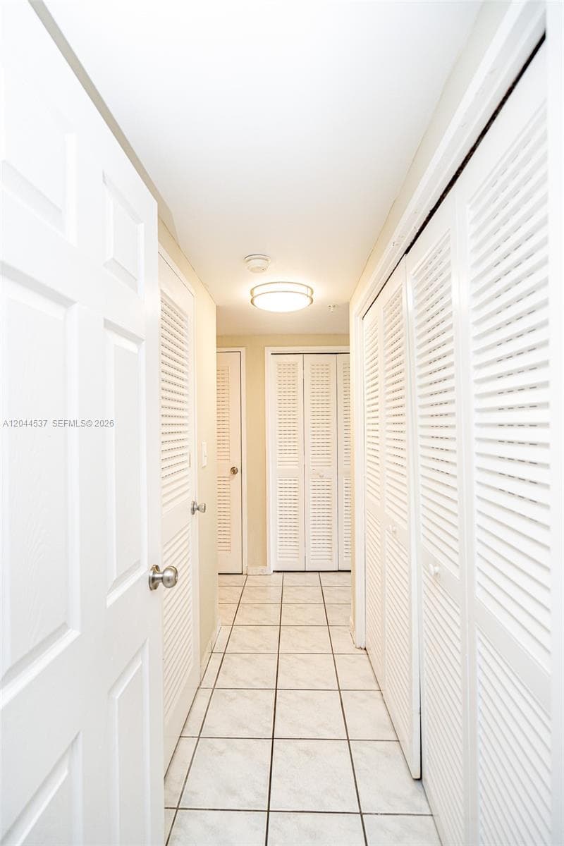 5601 Collins Ave 1517 photo 14