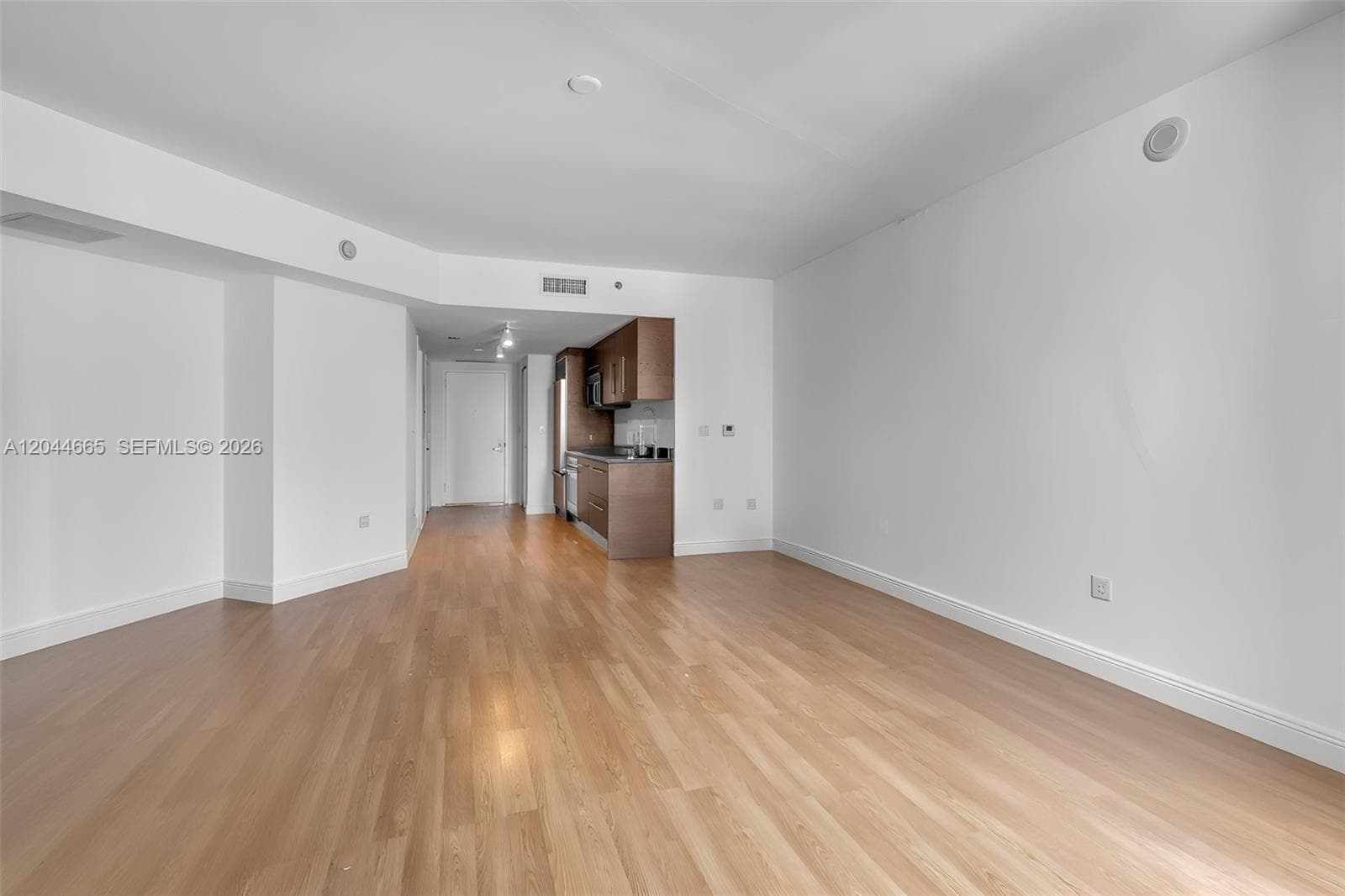475 Brickell Ave 2508 photo 8