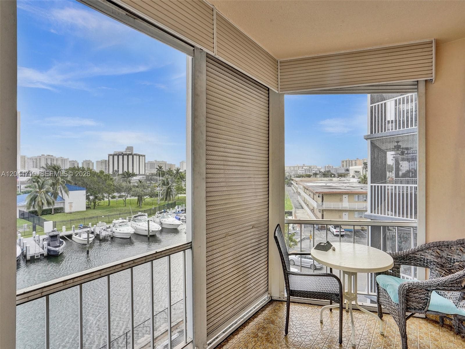 200 Diplomat Pkwy 432 photo 3