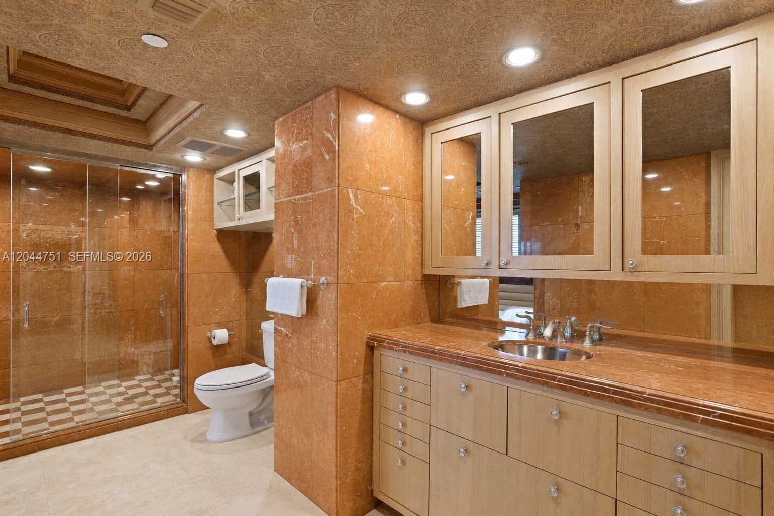 5025 Collins Ave 1103-1104-1105 photo 22