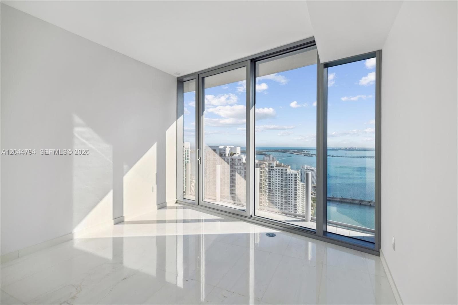 300 Biscayne Blvd Way 3805W photo 12