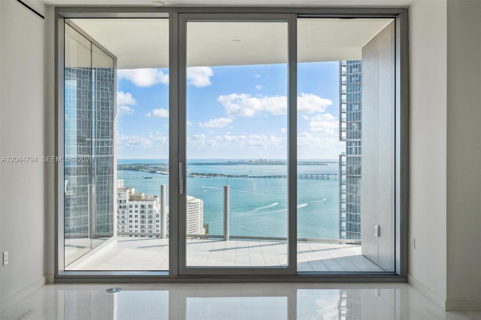 300 Biscayne Blvd Way 3805W photo 3