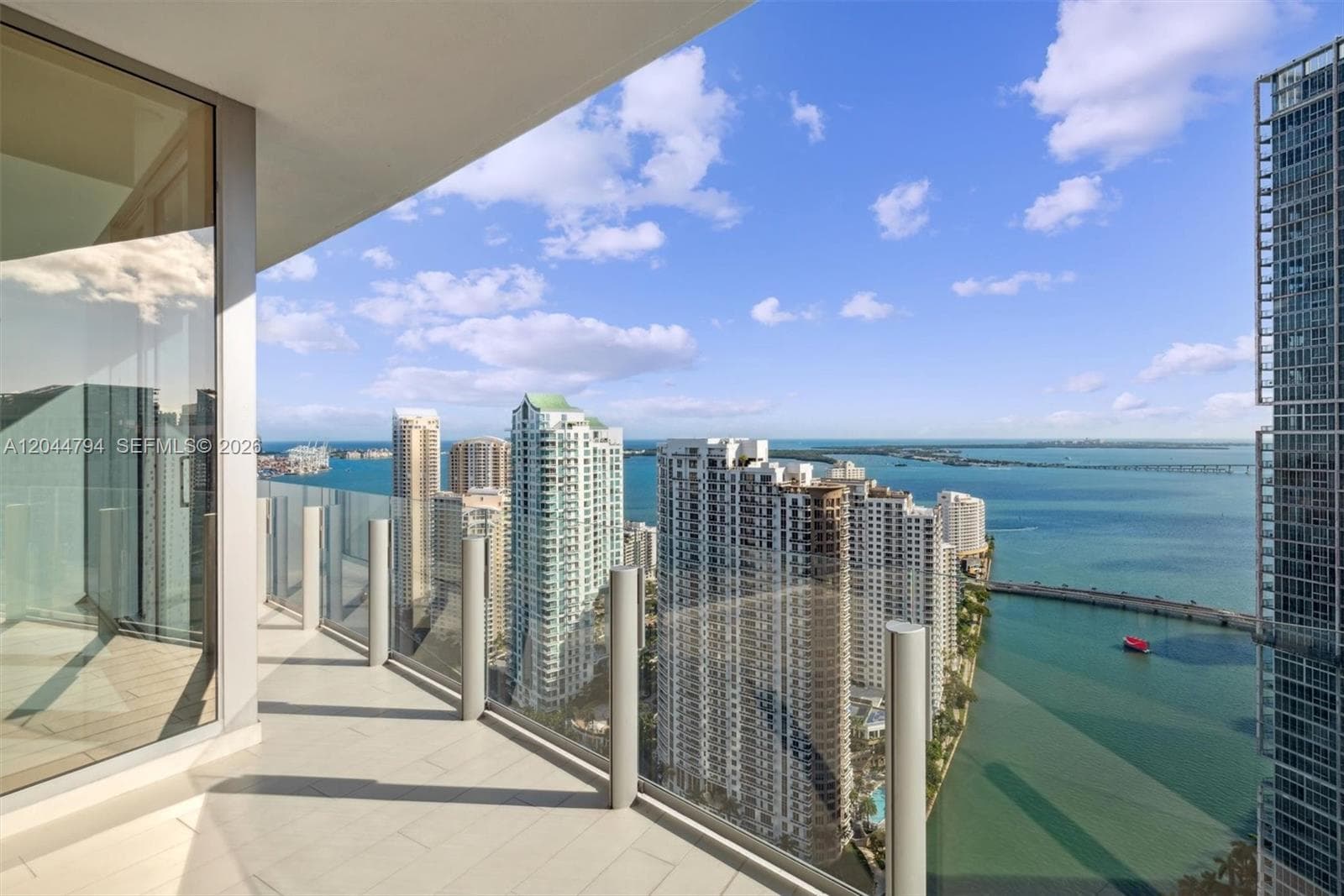 300 Biscayne Blvd Way 3805W photo 1