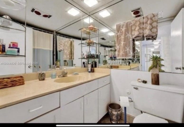 3700 Galt Ocean Dr 814 photo 13