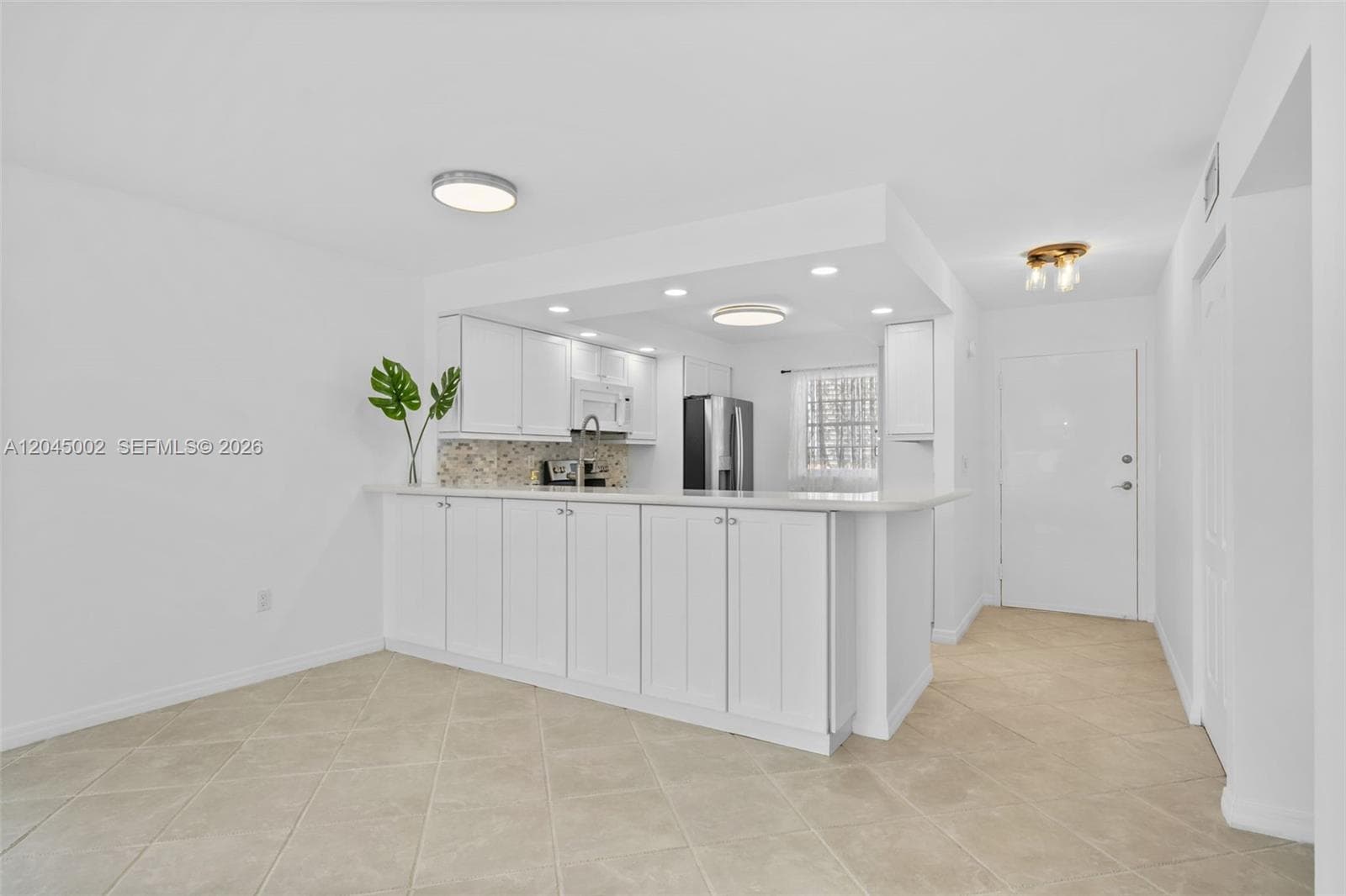 4000 NE 169th St 607 photo 18