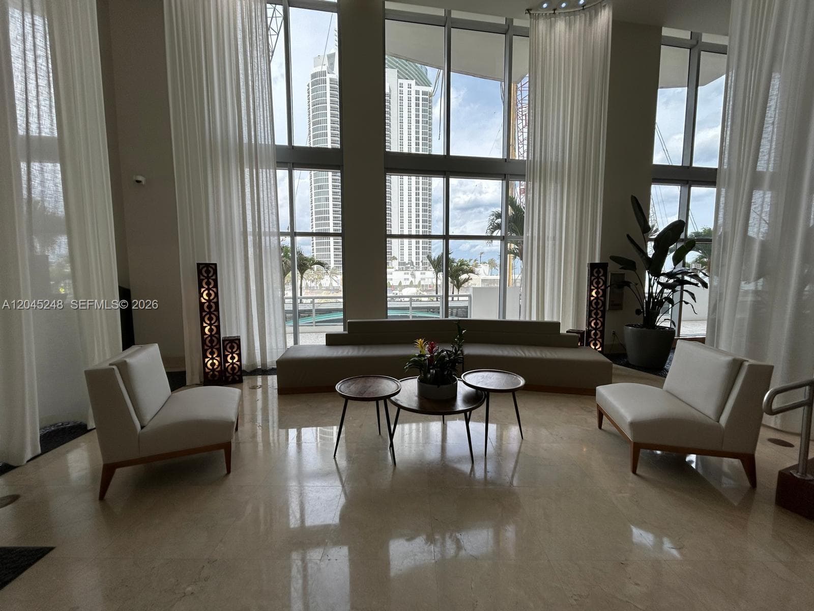 18683 Collins Ave 1706 photo 5