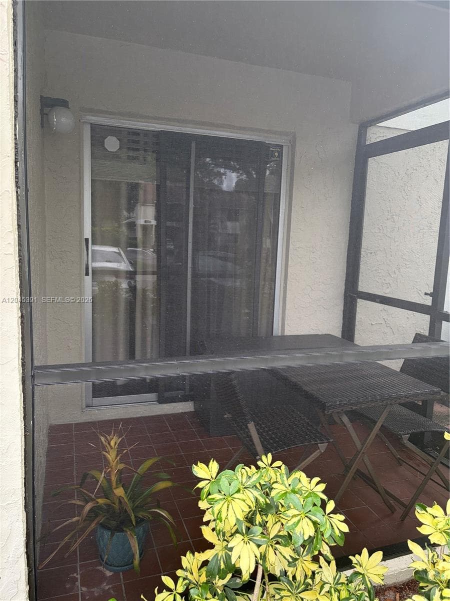 109 Gardens Dr 104 photo 12