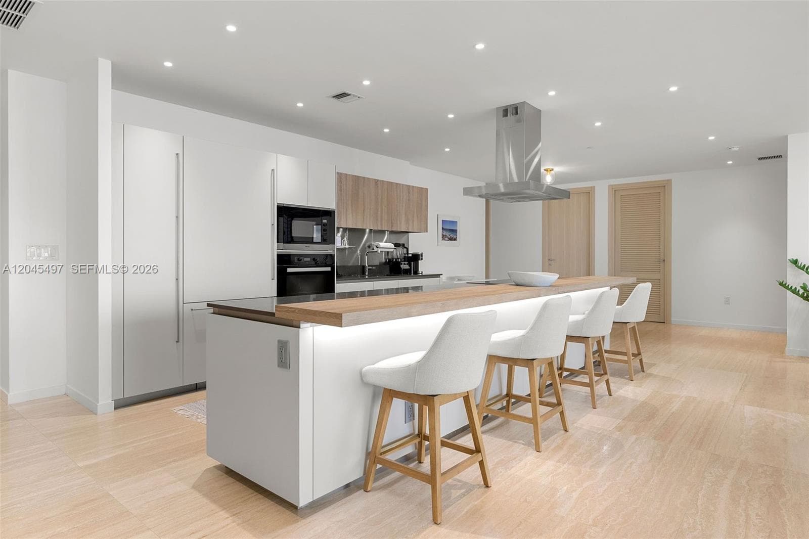 1000 Brickell Plz PH5403 photo 25