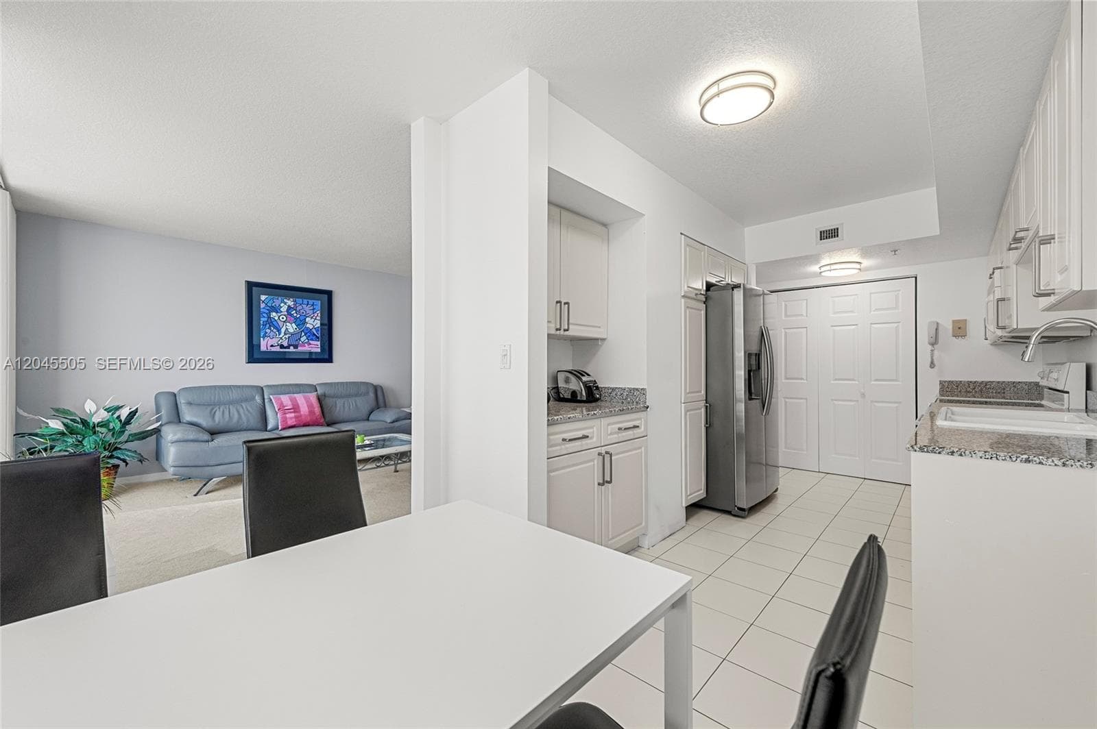 17275 Collins Ave 804 photo 9