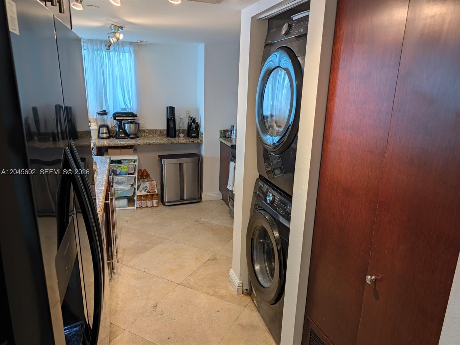 7600 Collins Ave 712 photo 24