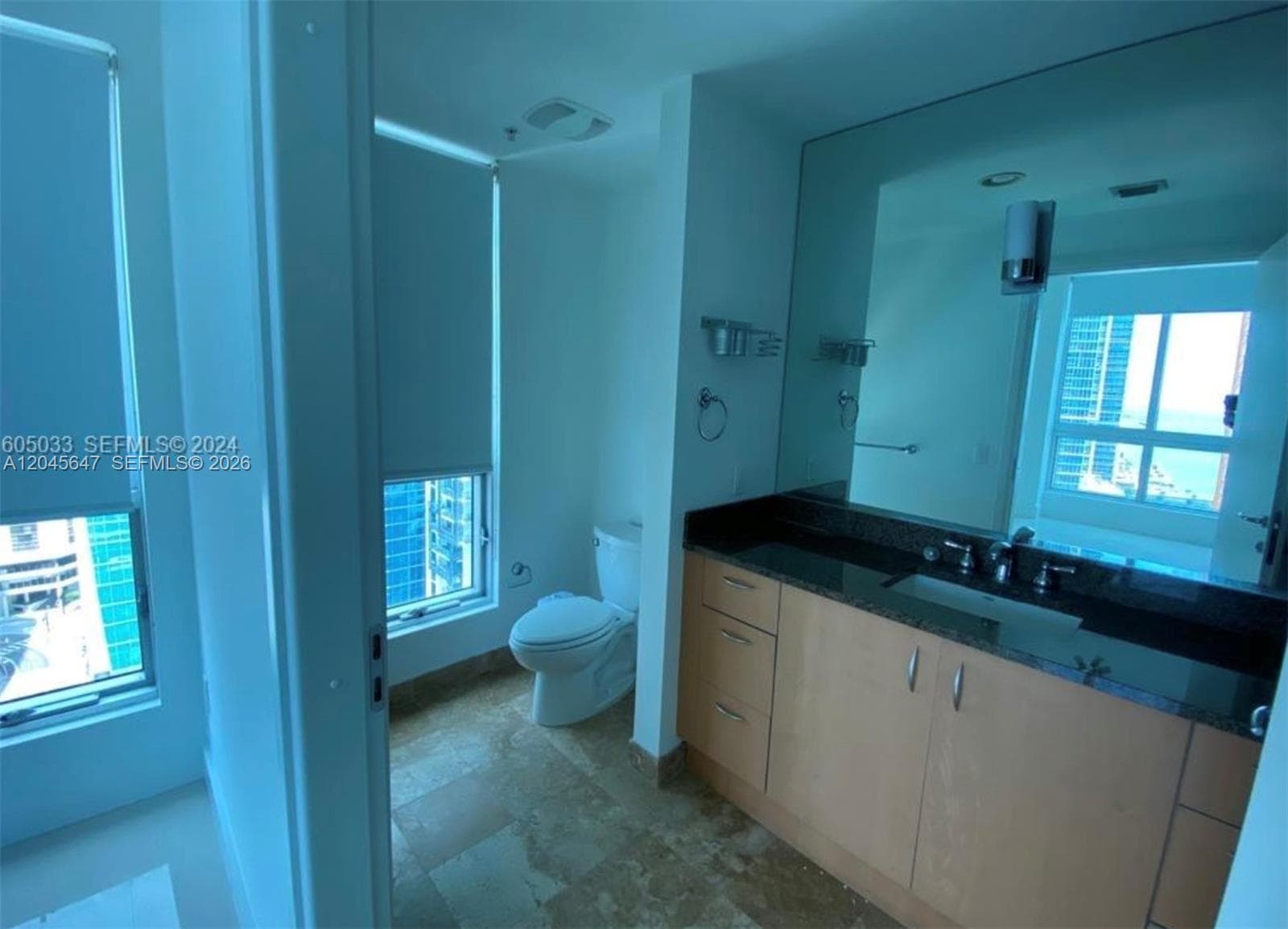 300 S Biscayne Blvd T-2302 photo 9