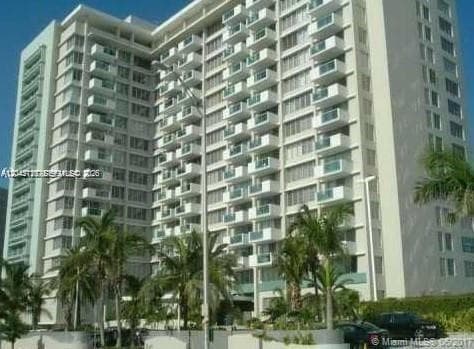 1000 West Ave 1427 photo 10