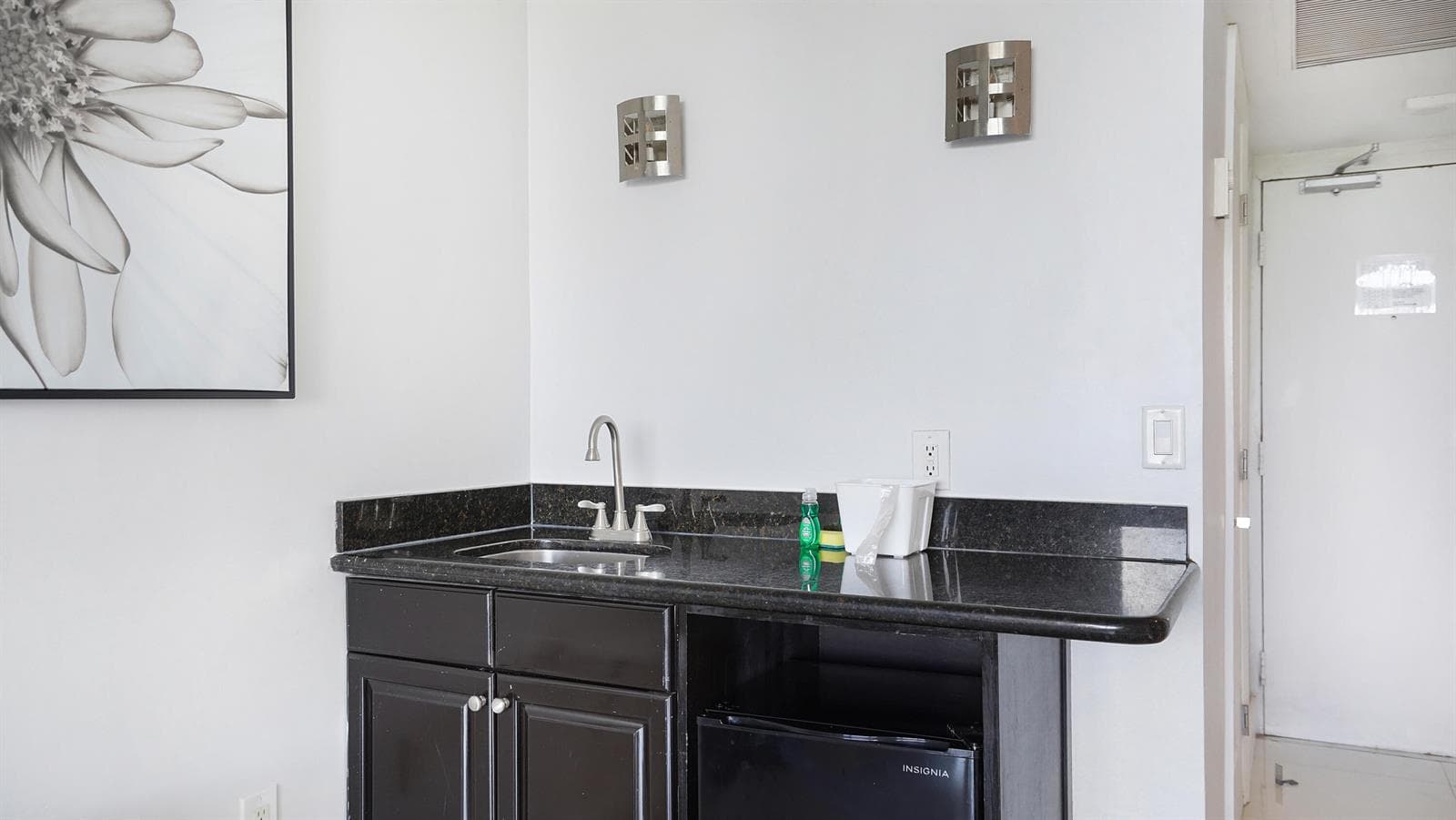 4040 Galt Ocean Drive 403 photo 4
