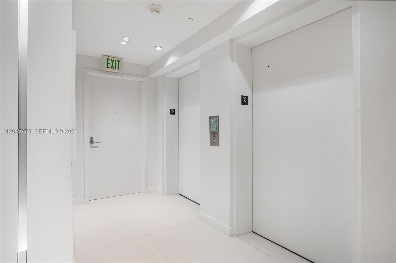 3801 Collins Ave 1503 photo 3