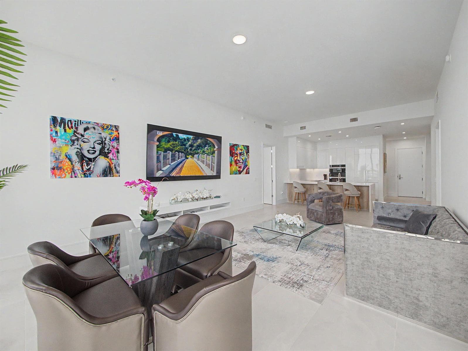 220 Lake Shore Drive 621 photo 10