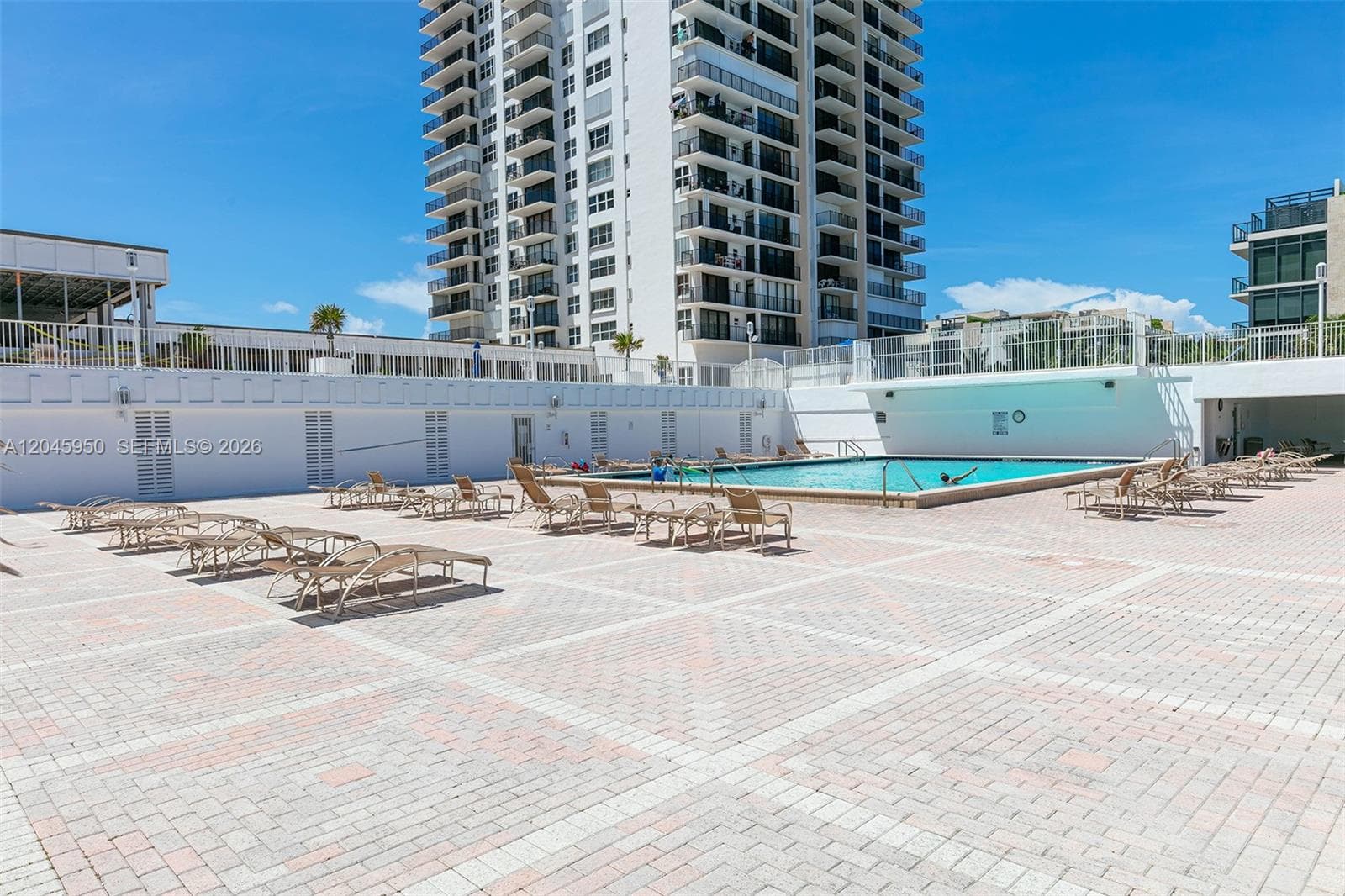 2101 S Ocean Dr 606 photo 21