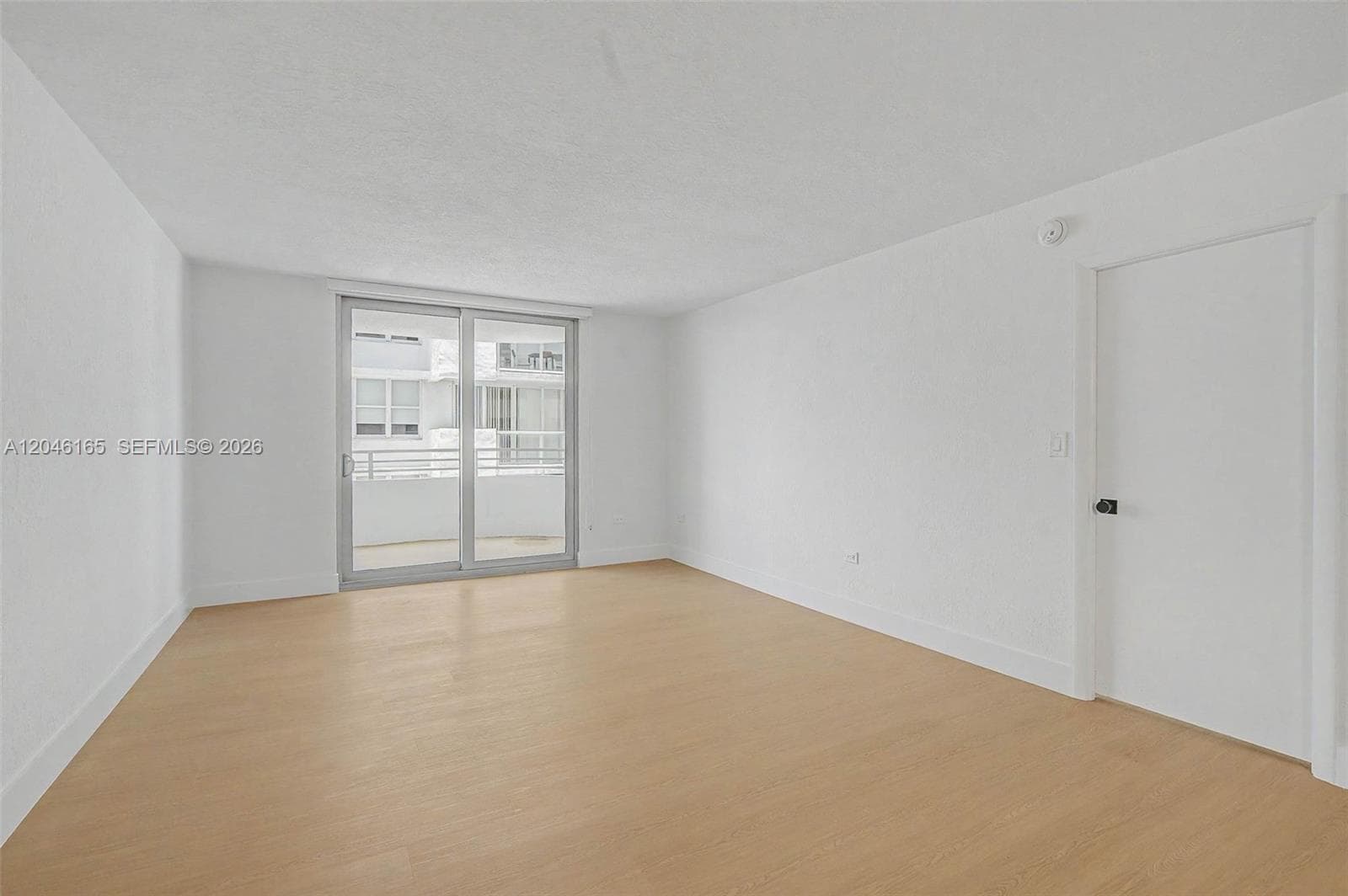 5555 Collins Ave 7B photo 6
